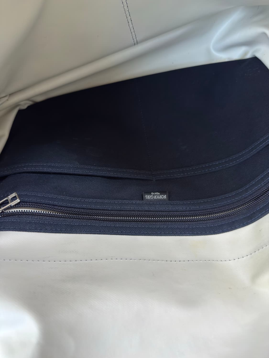 포터 네이키드 숄더백 네이비 라지 상품이미지9