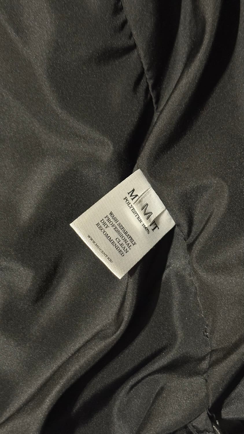 [M] 무센트 웰론 유광 패딩 블랙 상품이미지3