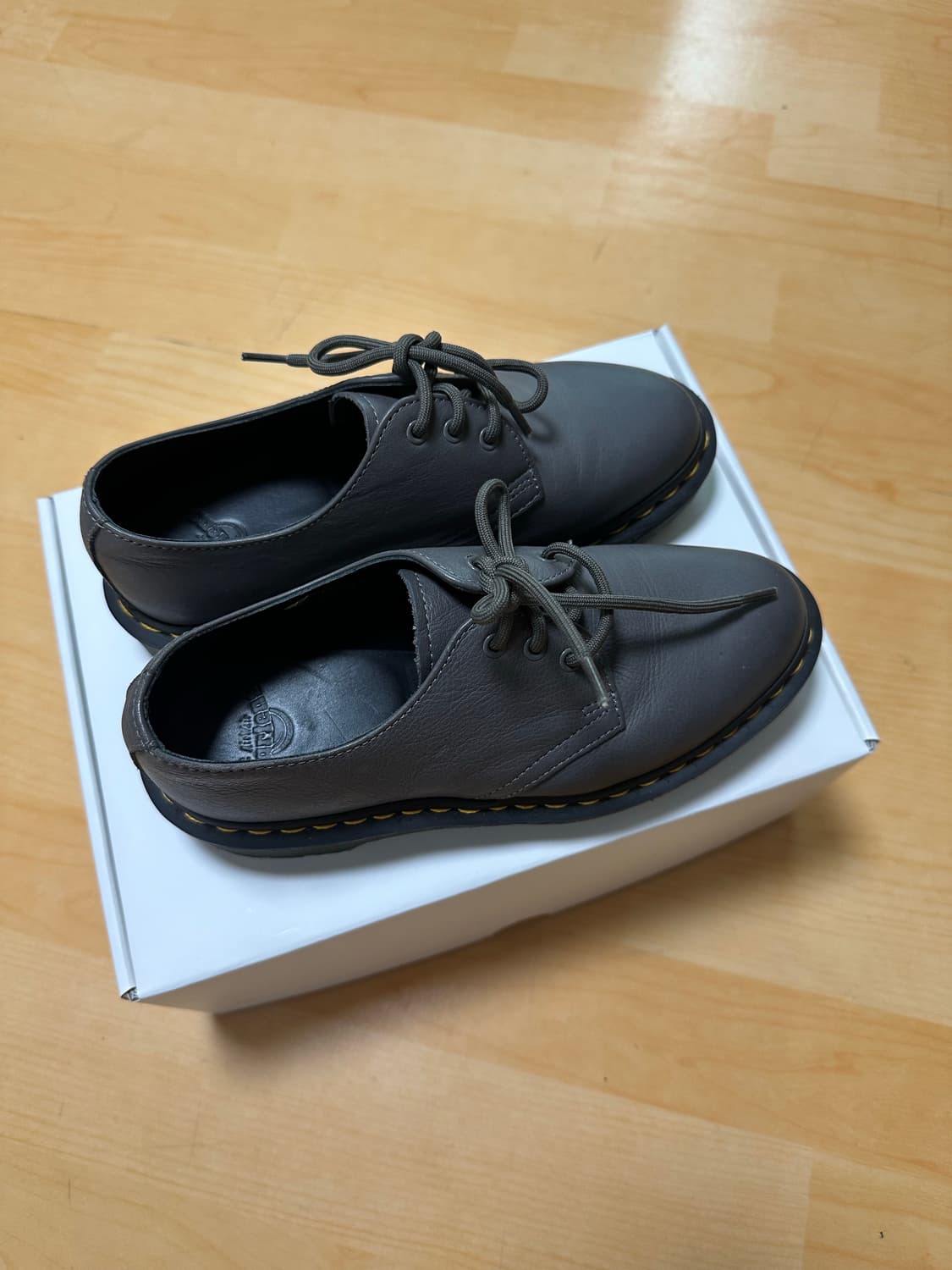 닥터마틴 1461 (3-Eye Shoe)  그레이 상품이미지5