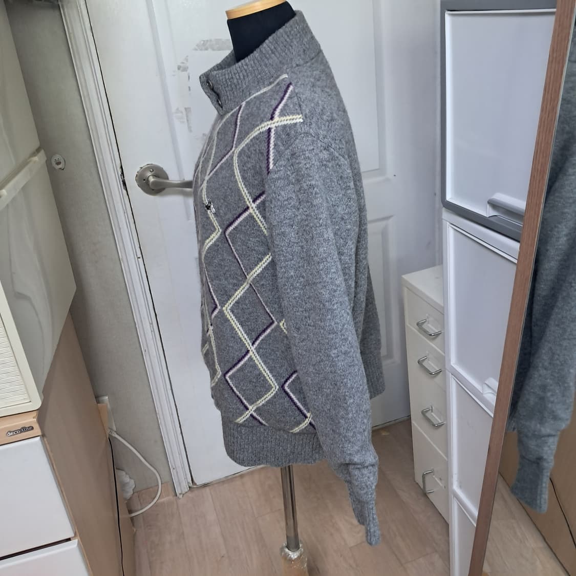 블랙앤화이트 방풍 니트 그레이 95 상품이미지3