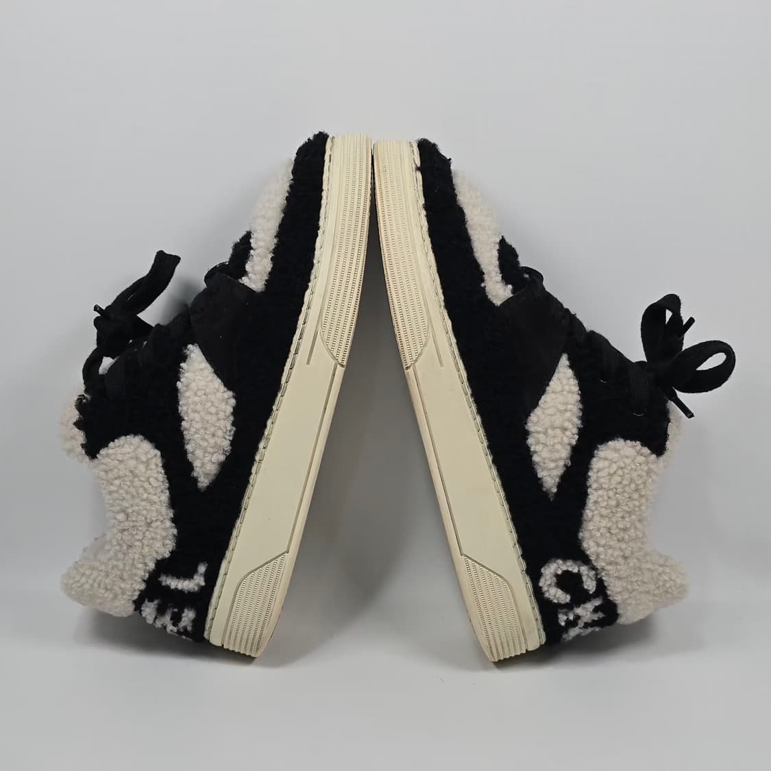 샤넬 시어링 스니커즈 ( 245 ) 상품이미지4