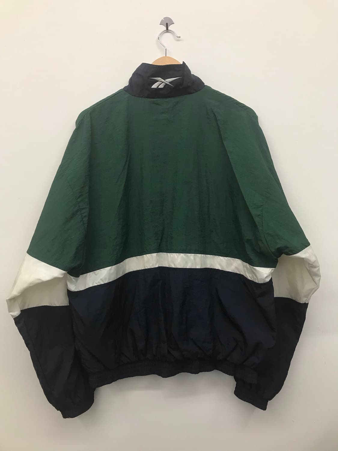 리복 올드스쿨 바람막이 상품이미지4