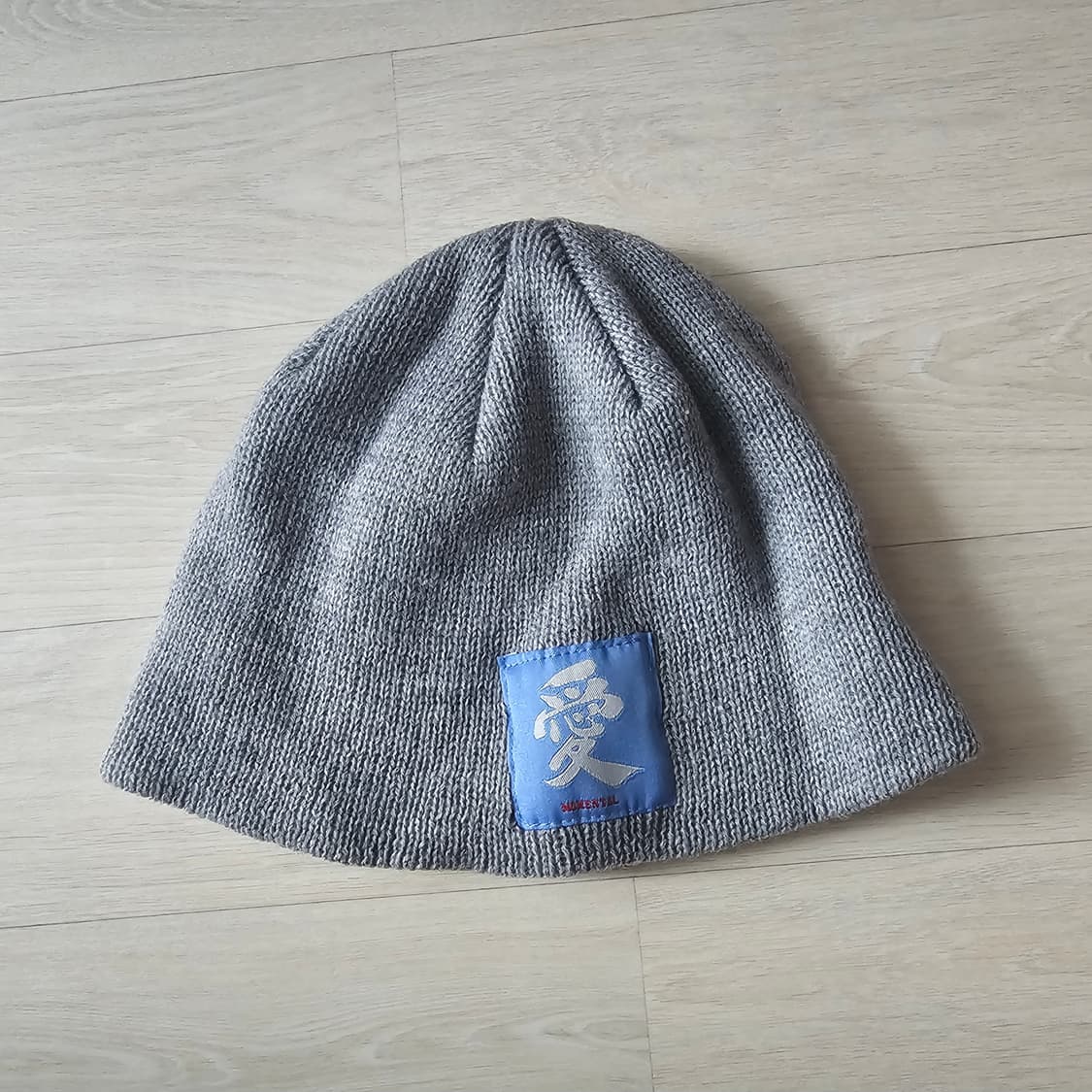 모멘텔 gray love beanie 상품이미지1