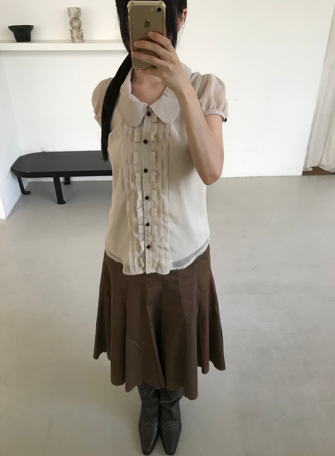 vintage beige frill blouse 상품이미지1