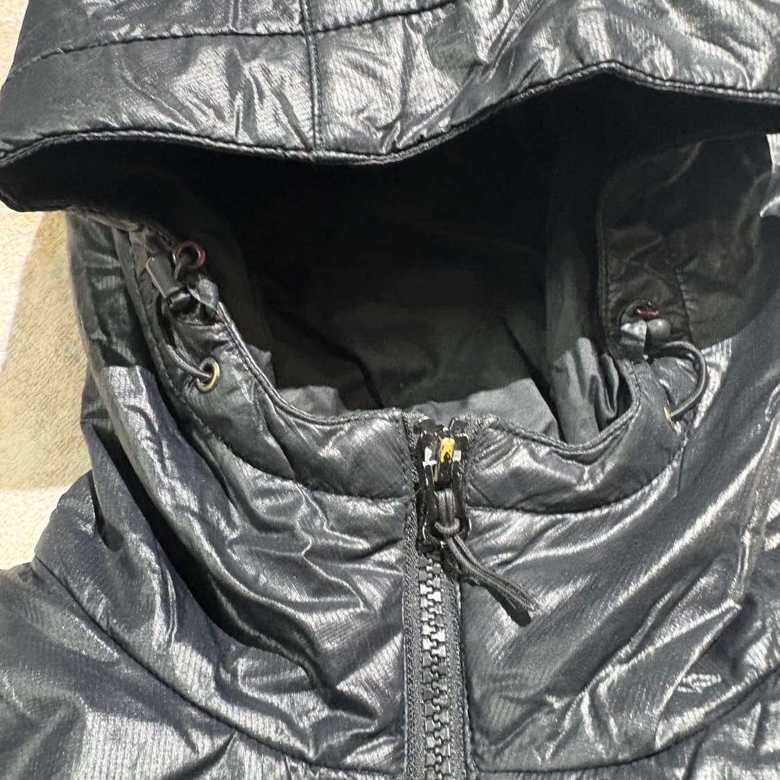 폴로 빈티지 유광 후드패딩 상품이미지4