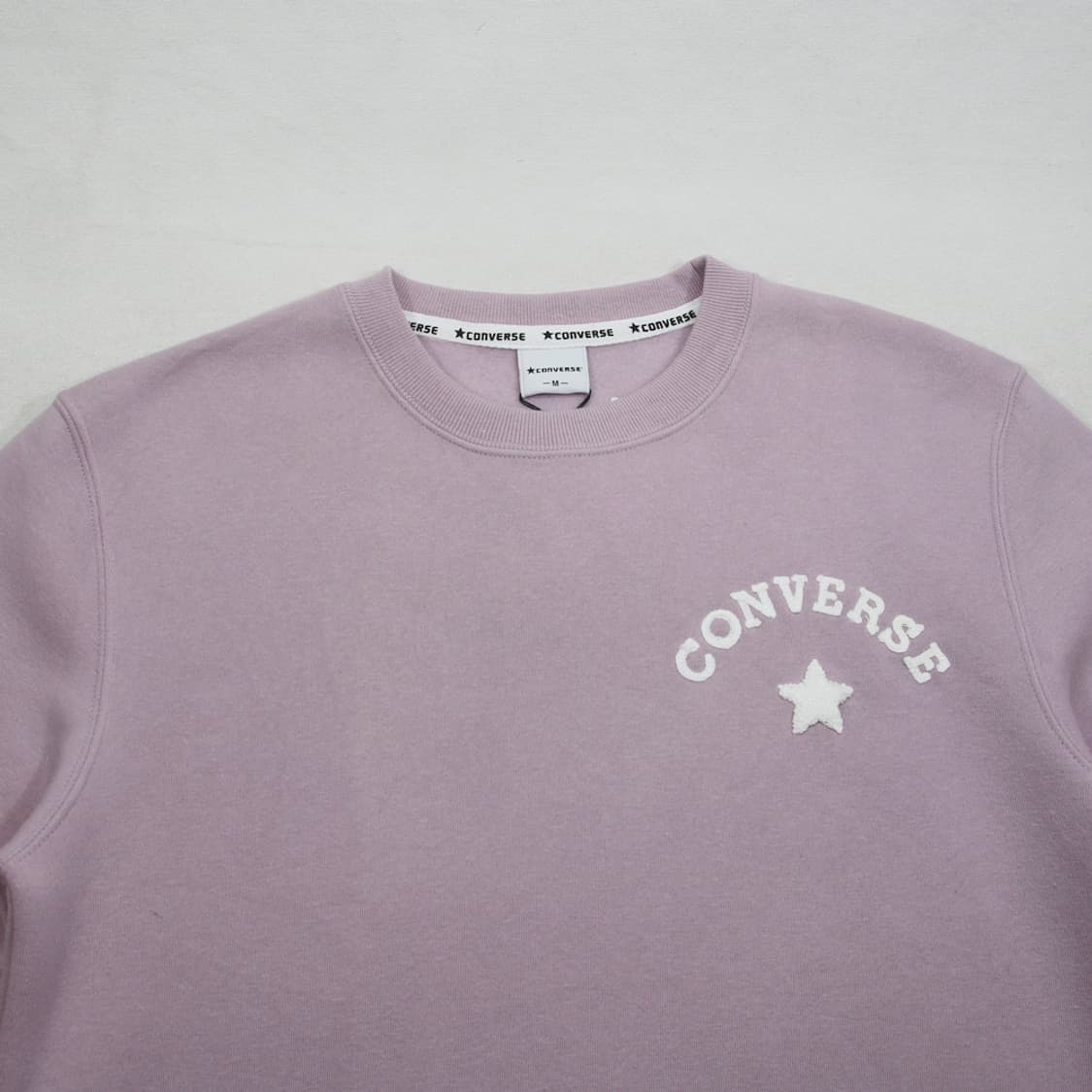 (착용컷) 컨버스 맨투맨 (남성용 98) 상품이미지4