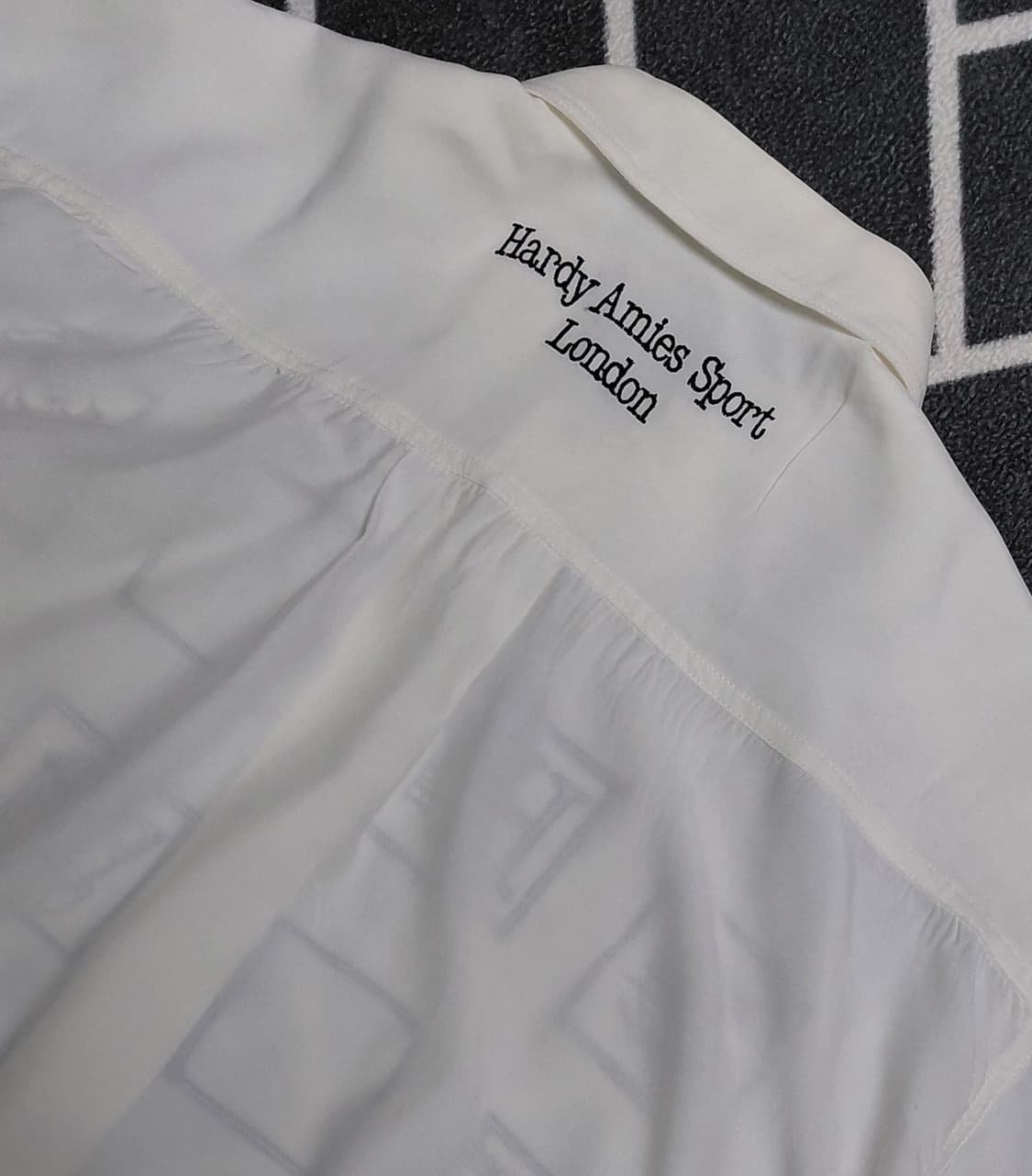 ​[L/실크혼방] HARDY AMIES SPORT 자수 레이온 셔츠 상품이미지10