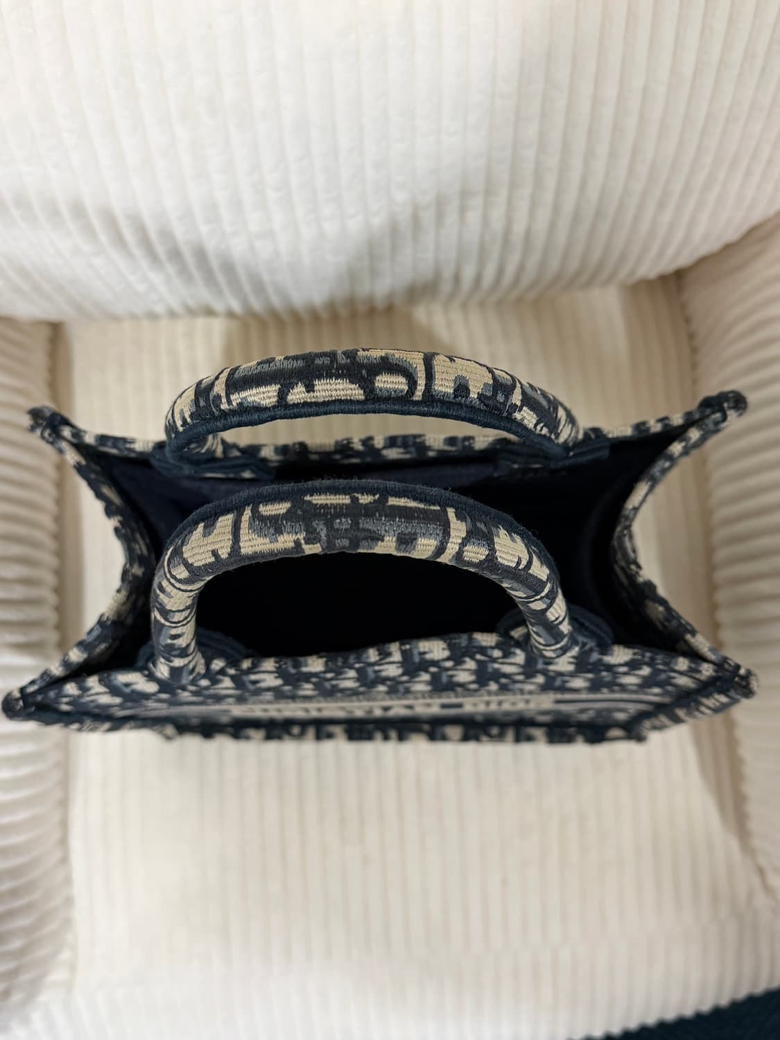 디올 오블리크 북토트 스몰 상품이미지8