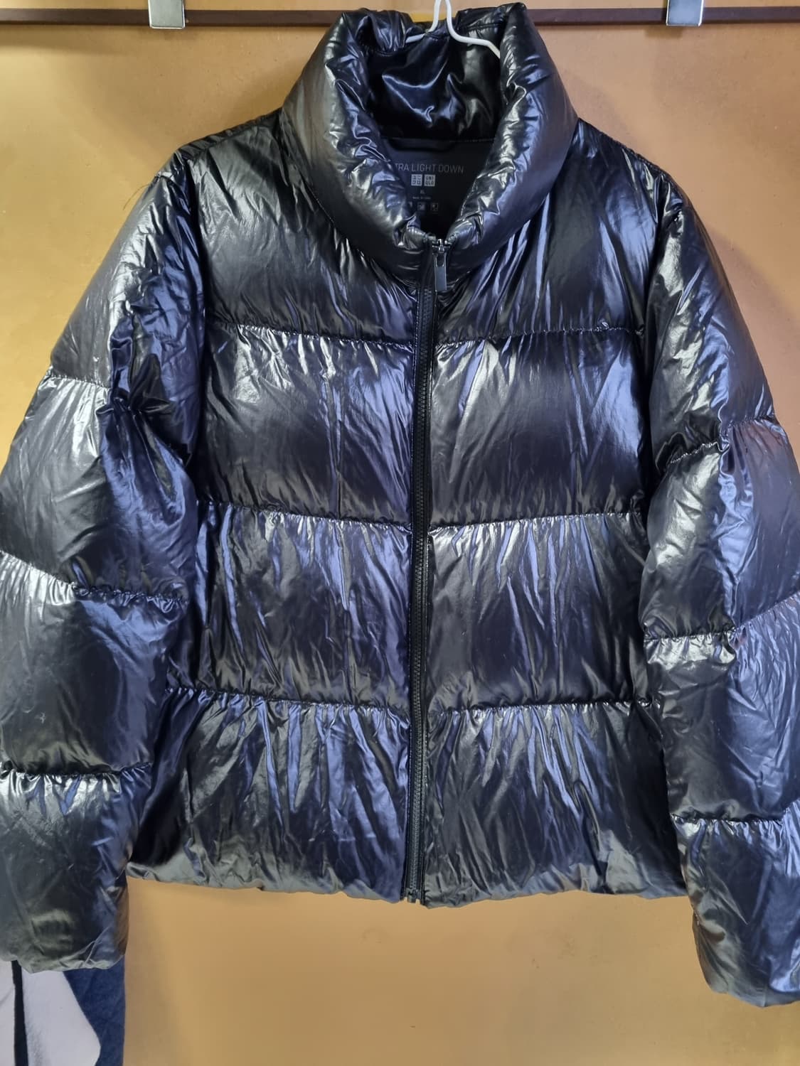 유니클로 울트라라이트 여성 숏패딩  상품이미지1