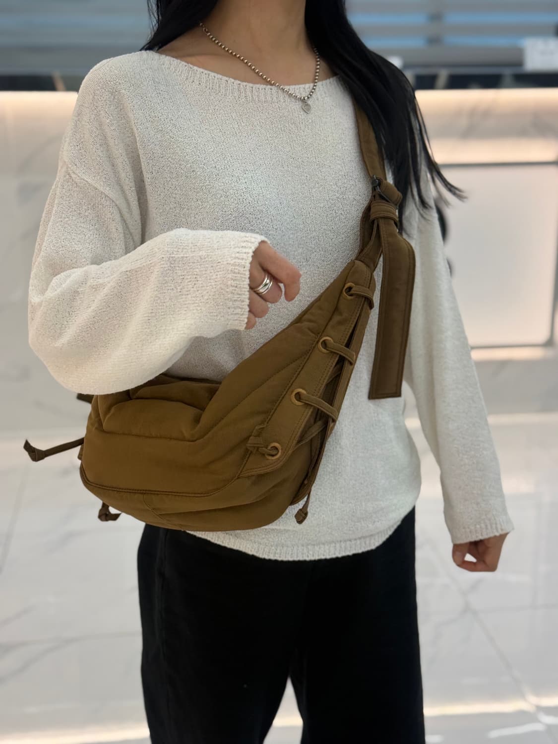 르메르 워터 리펠런트 나일론 캔버스 스몰 소프트 게임 백 탄 상품이미지1