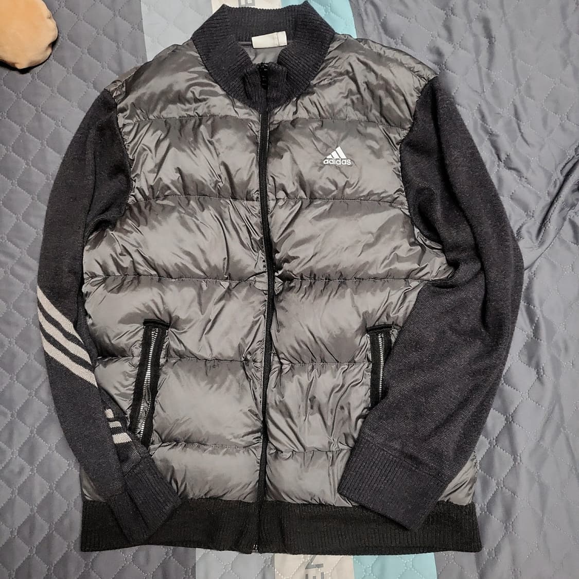 아디다스 니트조끼패딩 상품이미지1