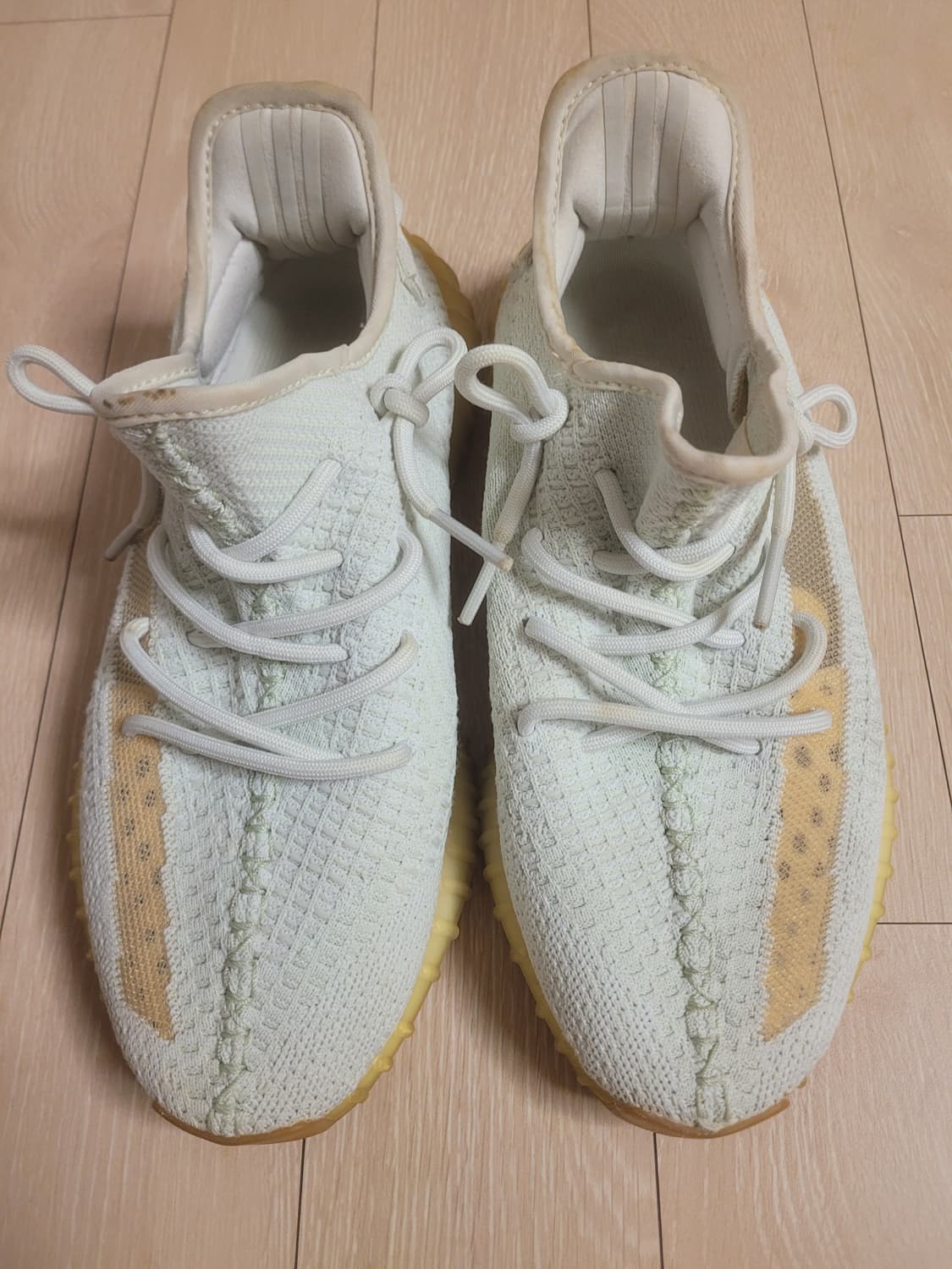 아디다스 이지 부스트 350 V2 하이퍼스페이스 260 상품이미지1