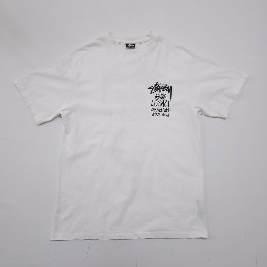 스투시x아워레가시 서프맨 반팔티 상품이미지2