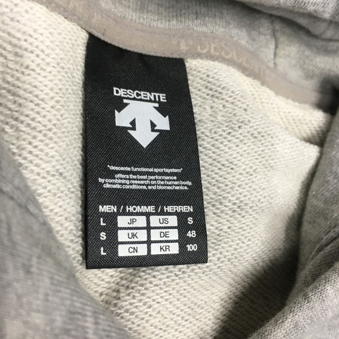 데상트 사이드로고 후드집업 BB20 상품이미지3