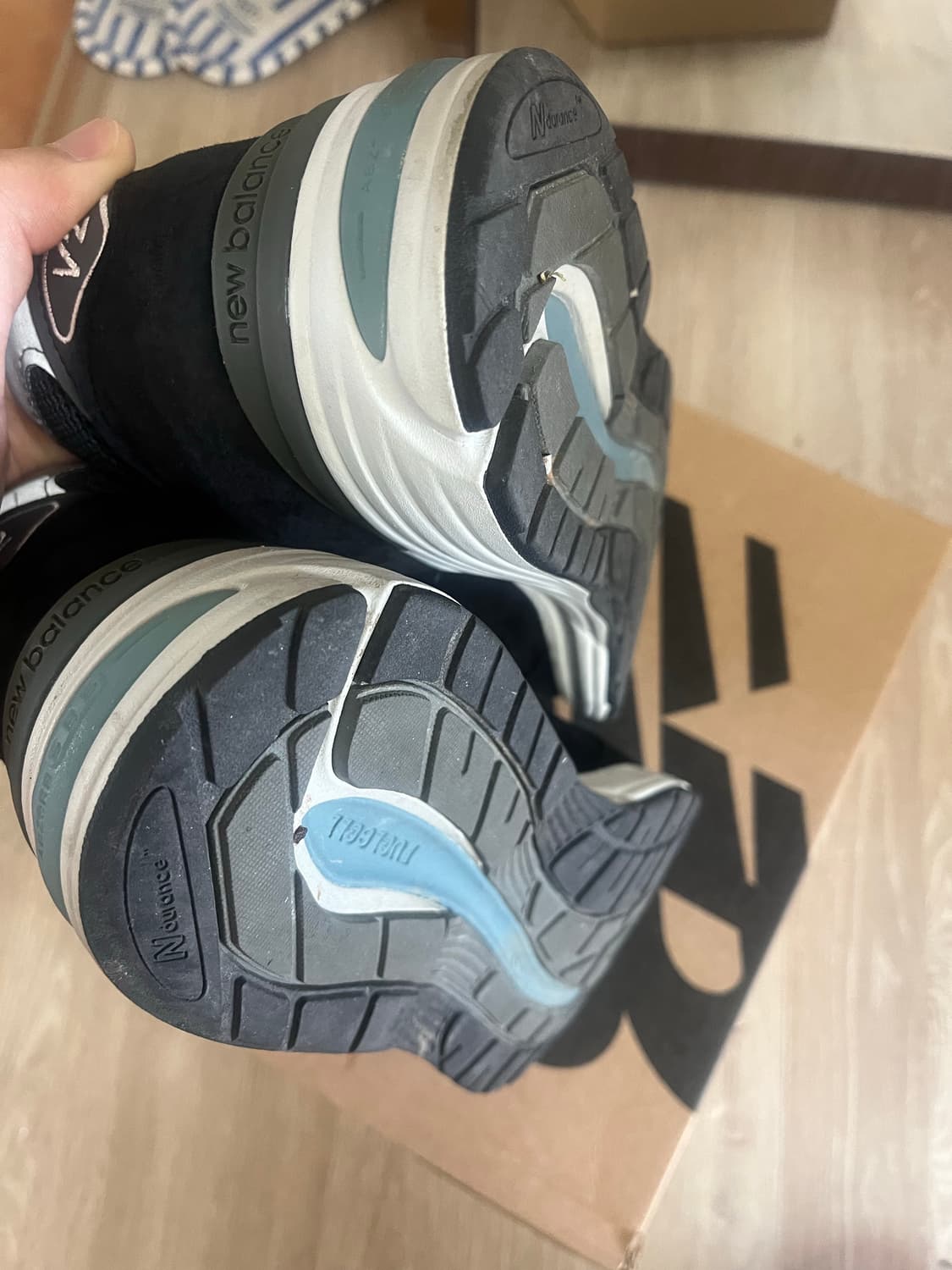 뉴발란스 991v2 블랙 285 상품이미지4