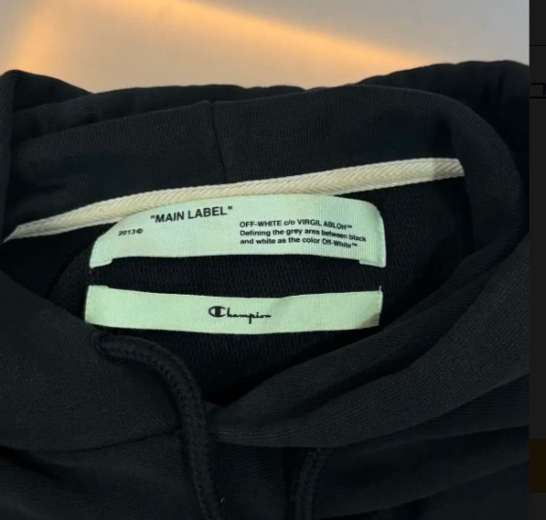 [한정판]오프화이트 X 챔피온 백로고 애로우 후드티 S 상품이미지5