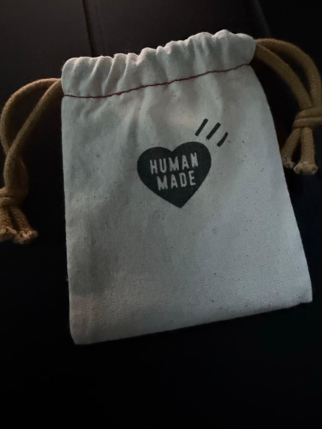 휴먼 메이드 하트 실버 브레이슬릿 블랙 상품이미지4