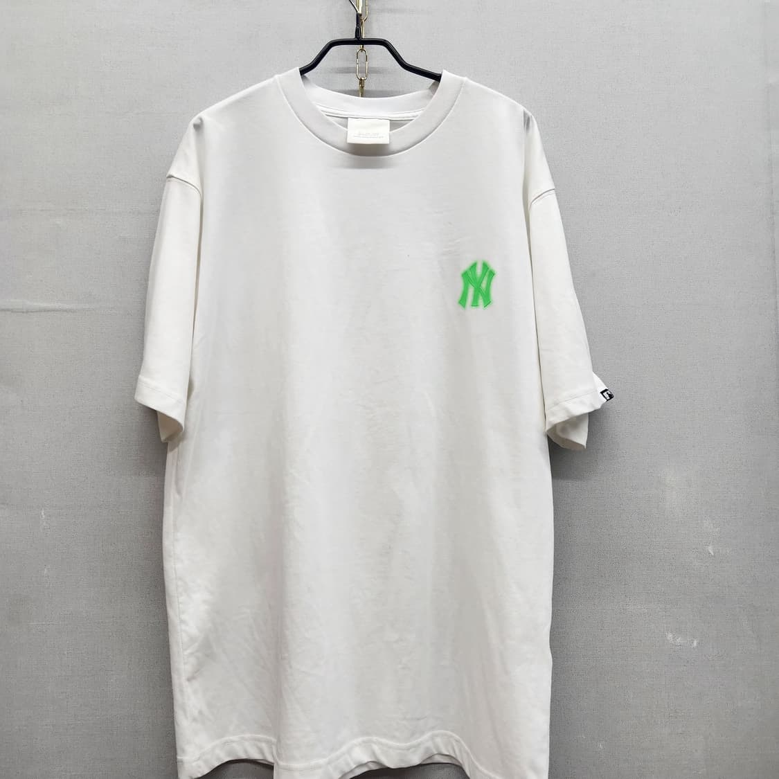 MLB 뉴욕 양키스 형광 백 빅로고 반팔티 M(L) 상품이미지2