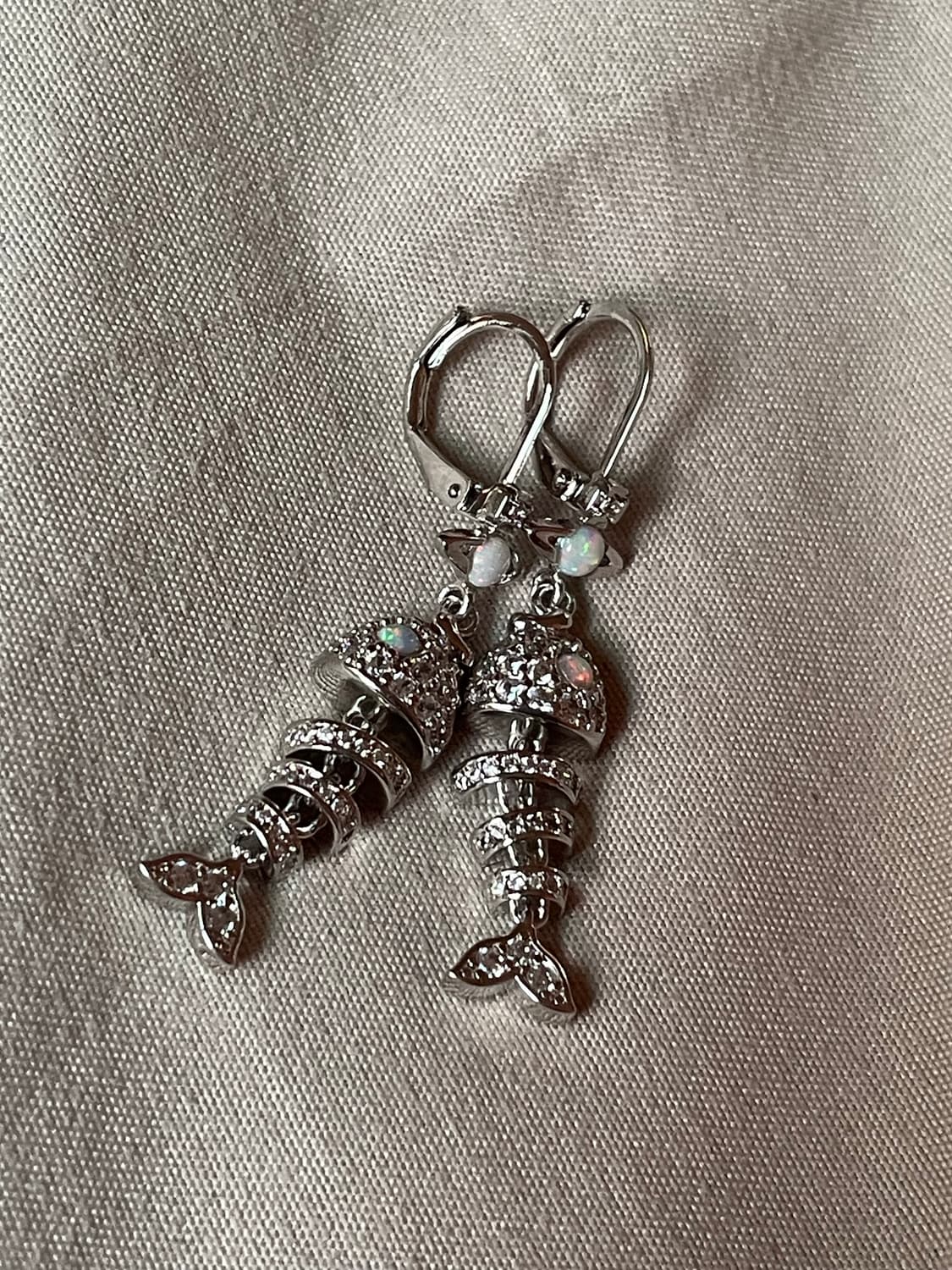 비비안웨스트우드 빈티지 피쉬본 복각형 이어링 상품이미지3