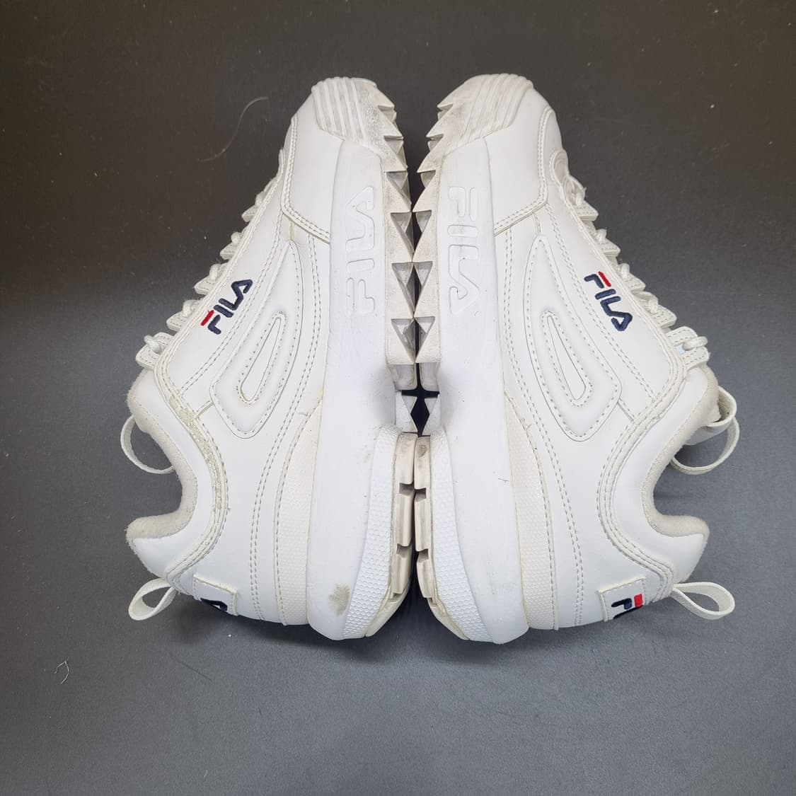 휠라 디스럽터2 여성운동화235  상품이미지5