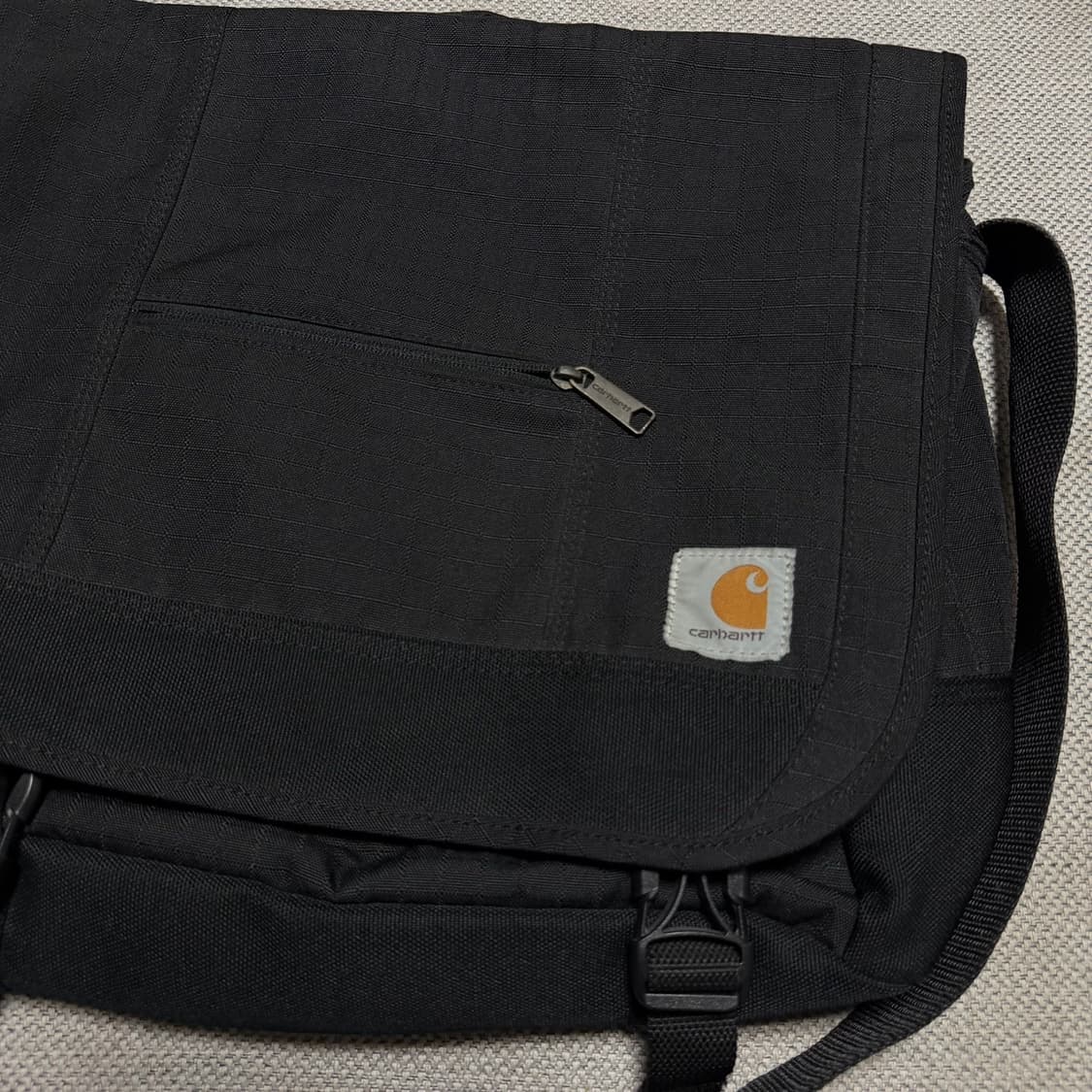 칼하트 메신저백 상품이미지2