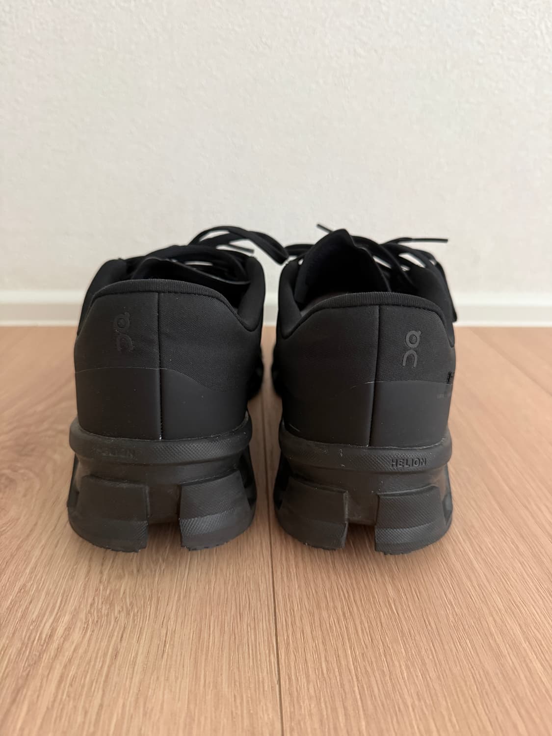 [285]파프 온러닝 클라우드몬스터2 블랙 마그넷 상품이미지2