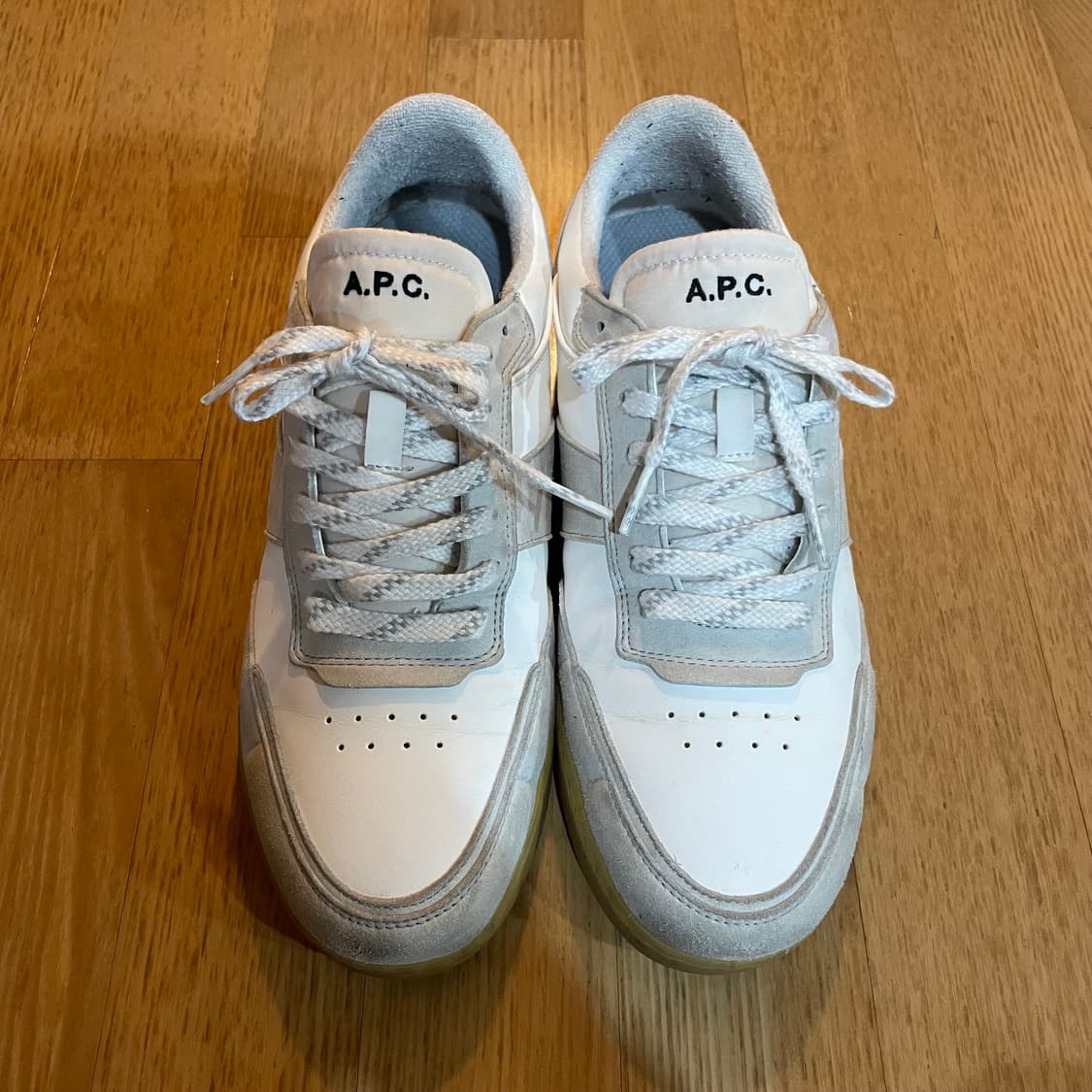 A.P.C 아페쎄 스니커즈 260 상품이미지2