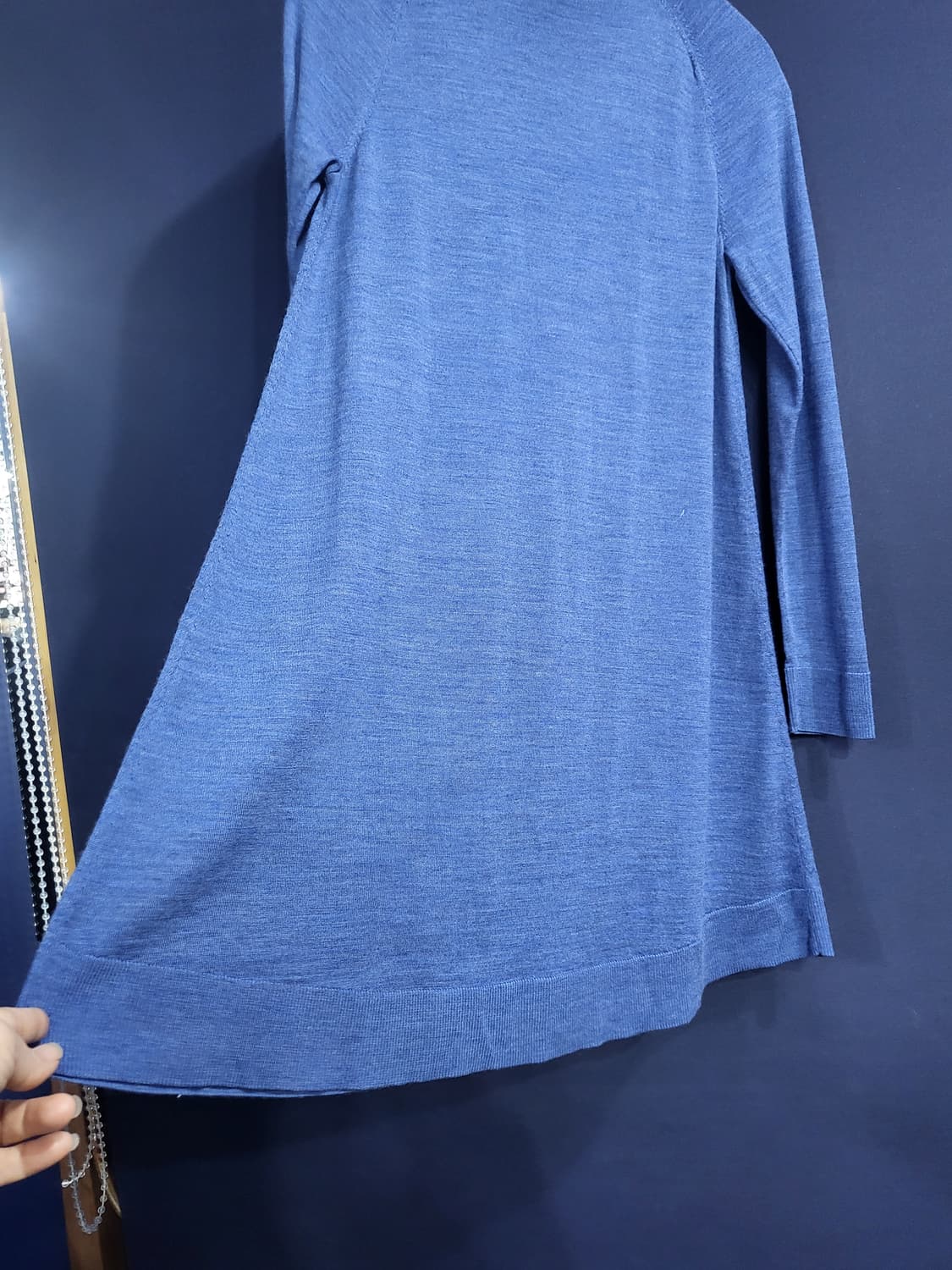 코스 울100 터틀넥 미디원피스 상품이미지4