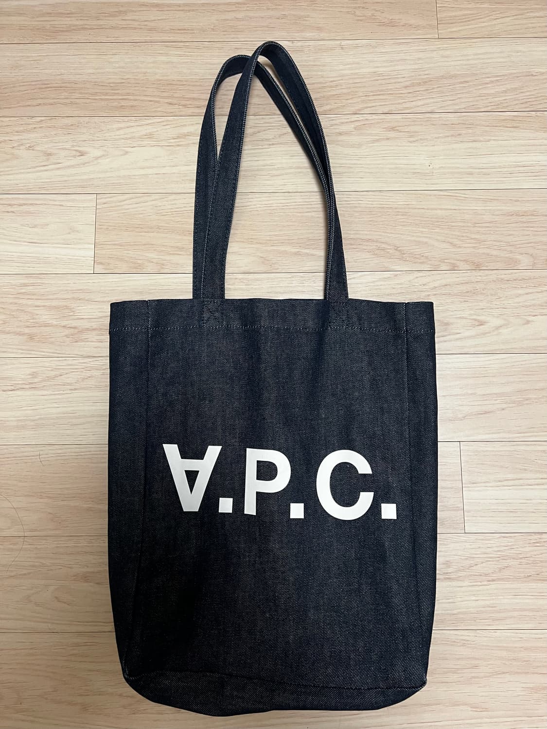 A.P.C. 아페쎄 토트백 상품이미지1