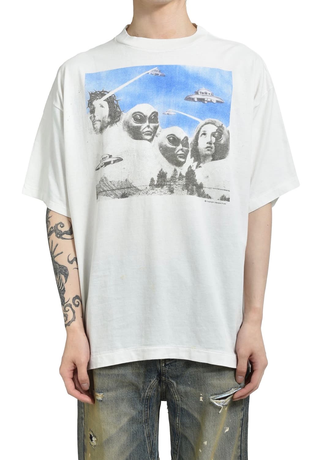 [M,L,XL]세인트미카엘 25ss KIKI 에일리언 티셔츠 상품이미지3