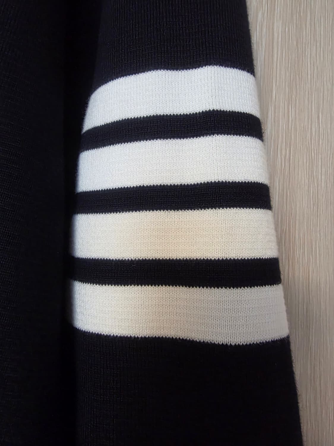 [24년/백화점] 톰브라운 밀라노스티치 가디건 2사이즈 상품이미지6