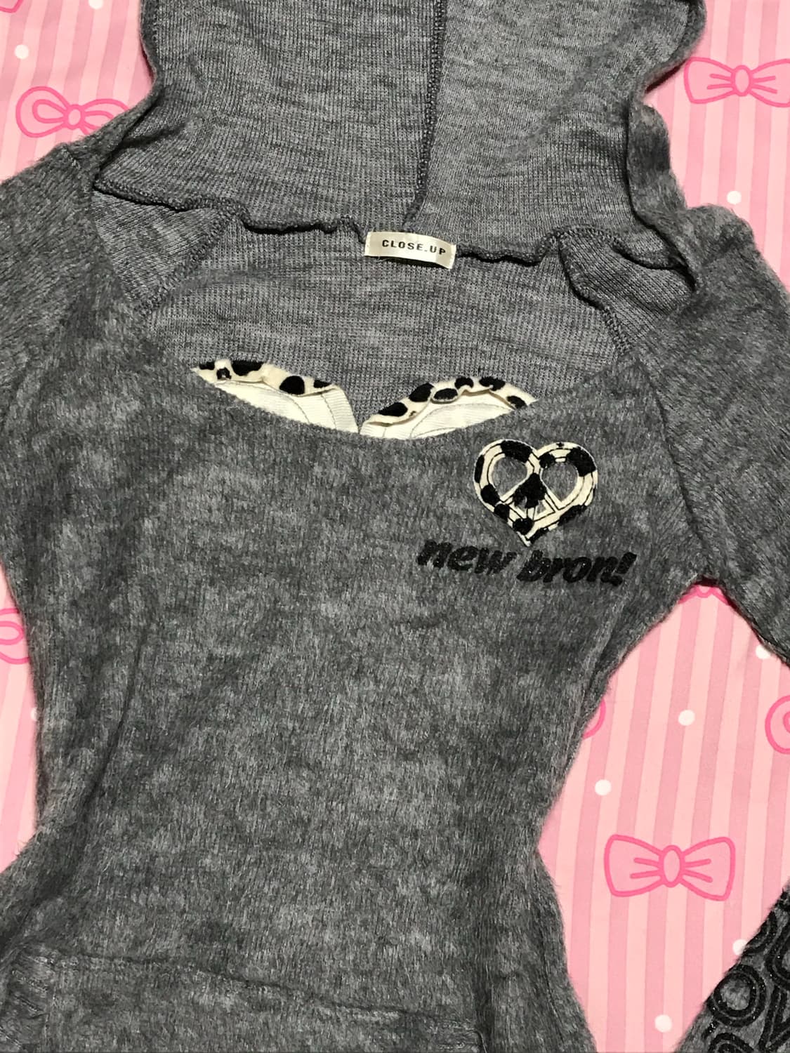 갸루 y2k 후드니트 close-up  상품이미지3