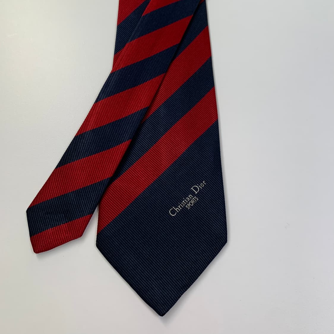 디올(Dior) 레지멘탈 클래식 정장넥타이 명품 100실크 A+ 최상급 상품이미지4