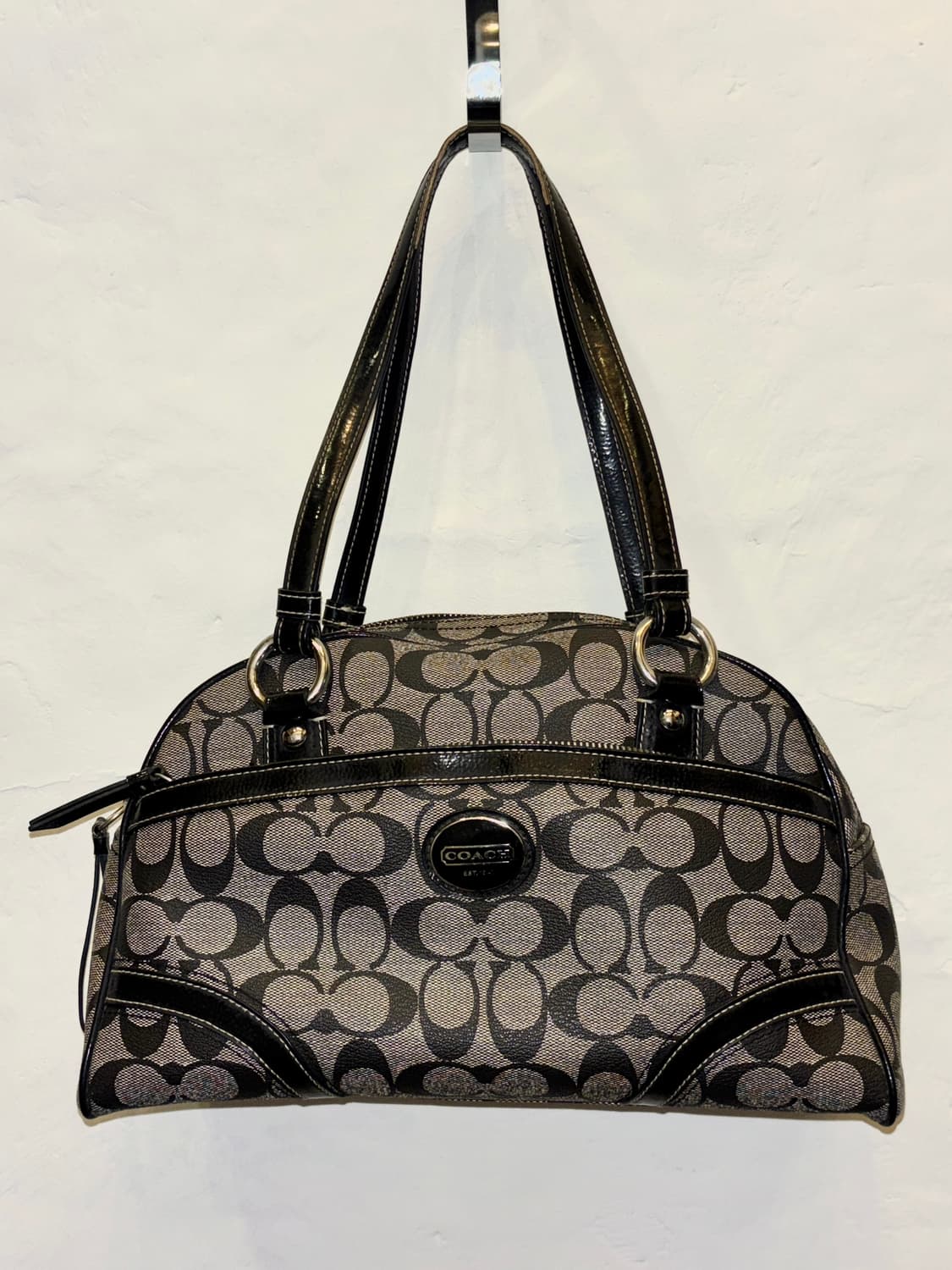 코치 시그니처 블랙 토트백 상품이미지1