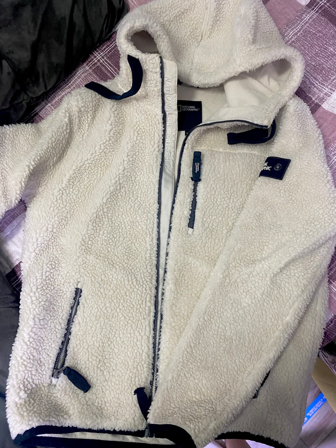 내셔널지오그래픽 뽀글이 후리스 상품이미지2