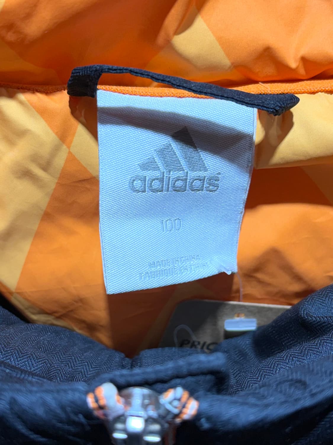 L 아디다스 레알마드리드 삼선로고 블랙 후드 패딩 상품이미지7