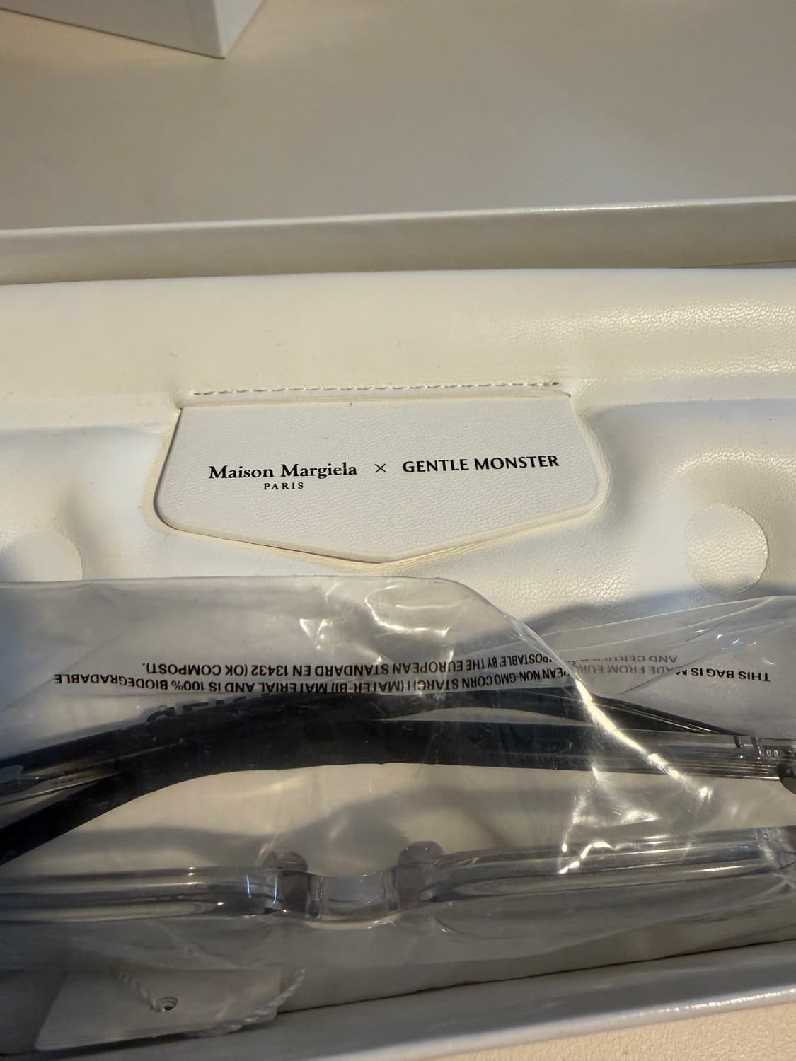 젠틀몬스터 마르지엘라 콜라보 안경 클리어 mm117 상품이미지4