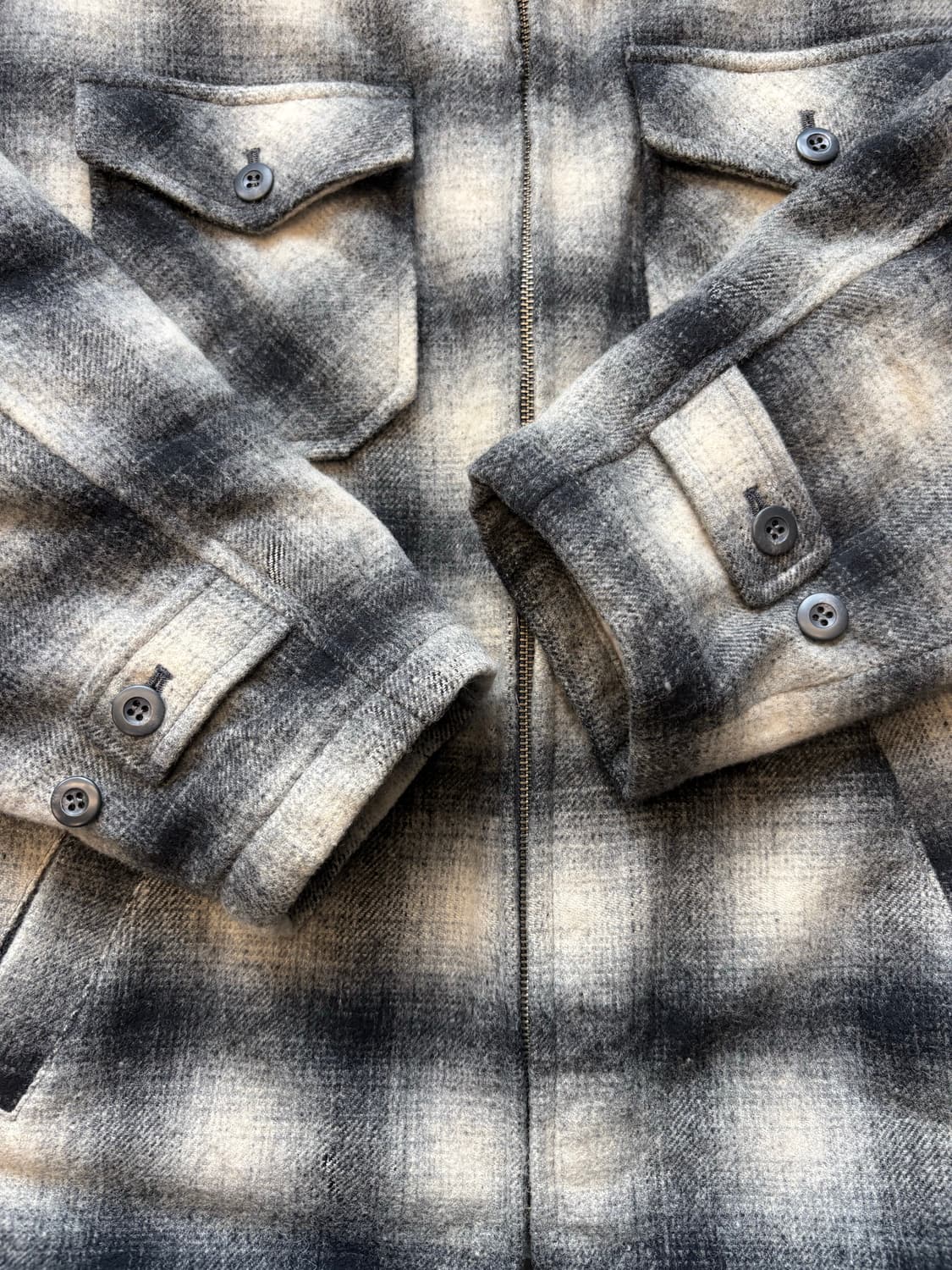 옴브레 체크 헤비 양털 카라 자켓 상품이미지6