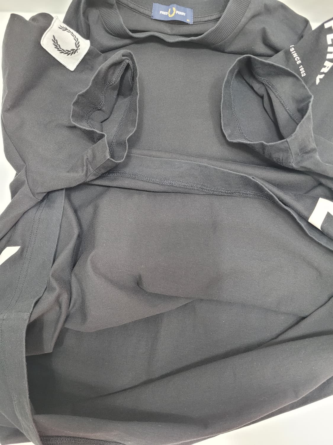 프레드페리 볼드 브랜딩 티셔츠 / 남 XL 블랙
 상품이미지8