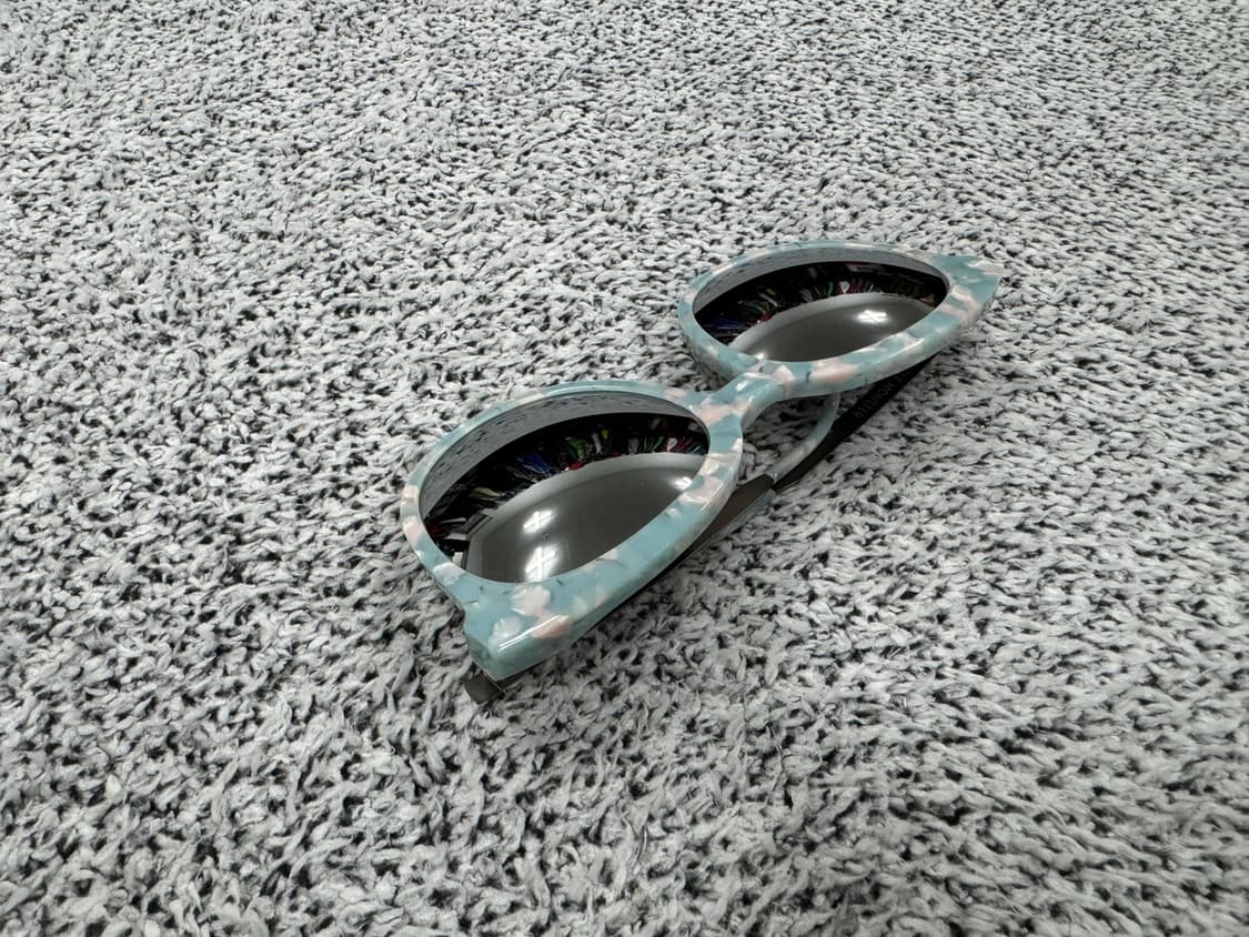 젠틀몬스터 러브썸 미러 자개 선글라스 상품이미지4