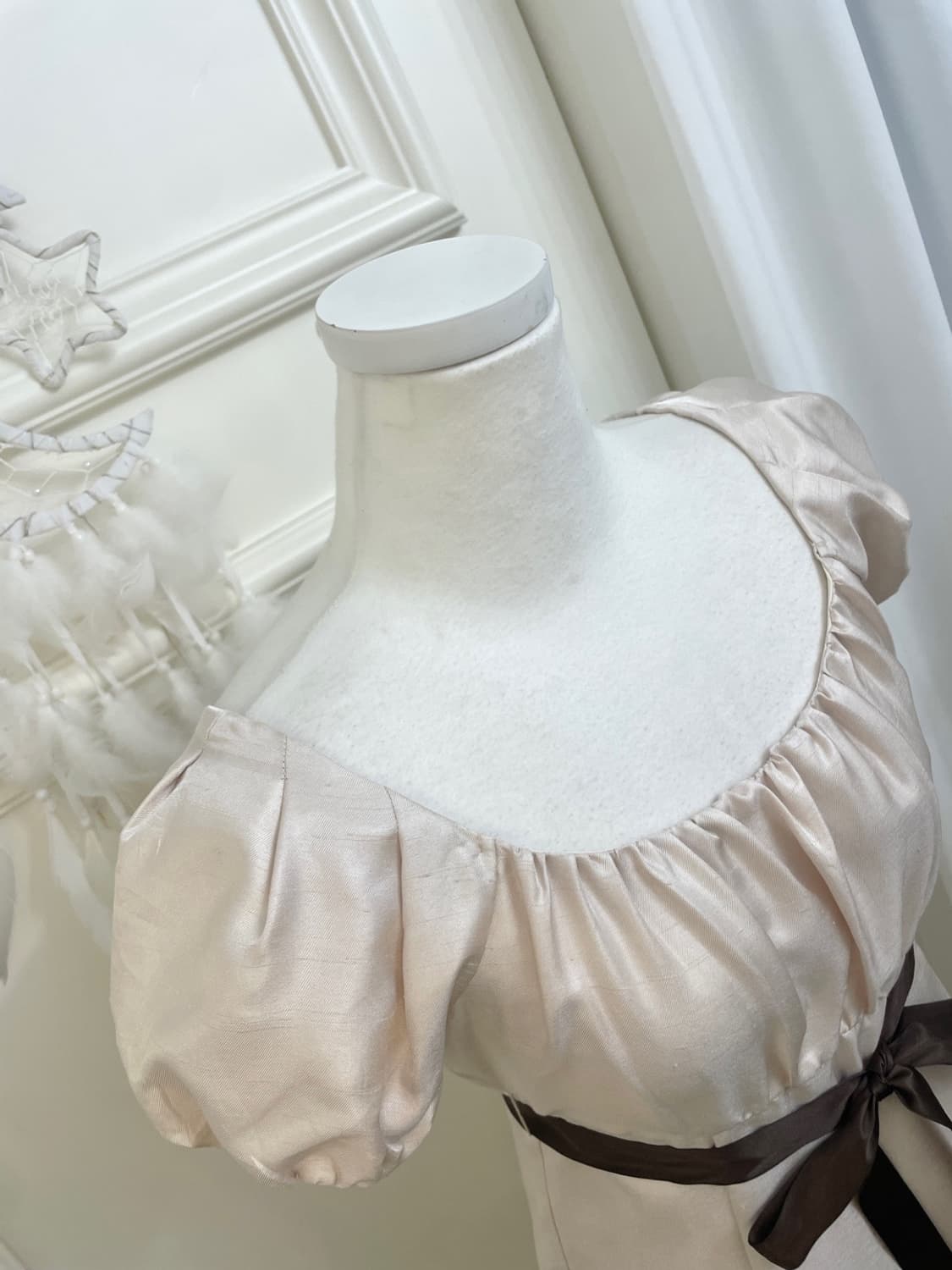 LEST ROSE beige ivory shirring puff prin 상품이미지8