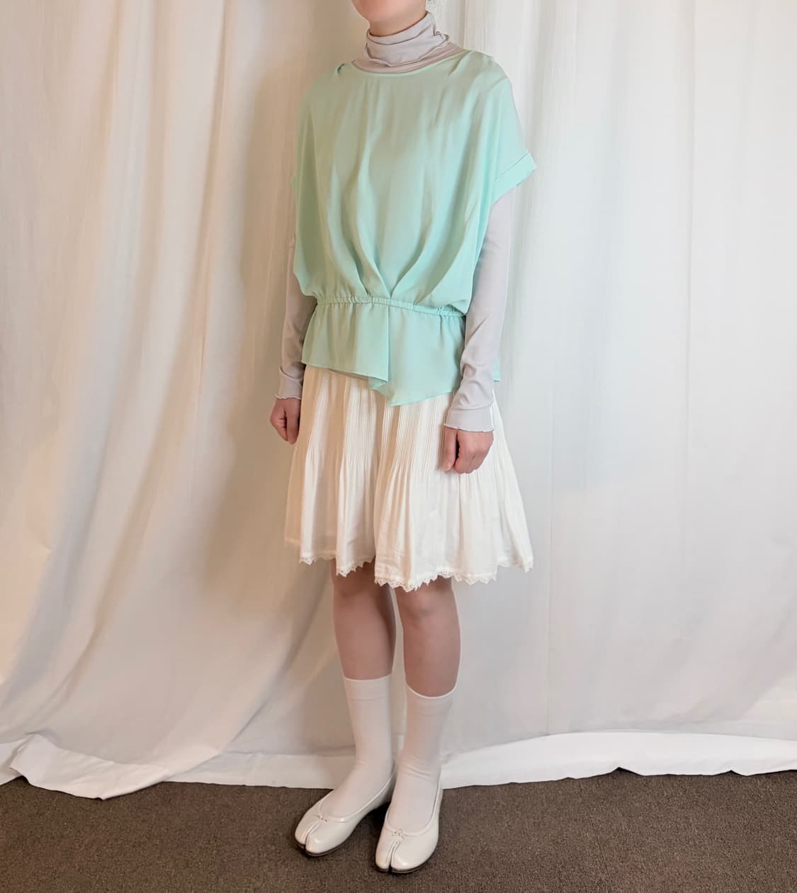 Shirring Detail Short Sleeve Blouse 상품이미지3