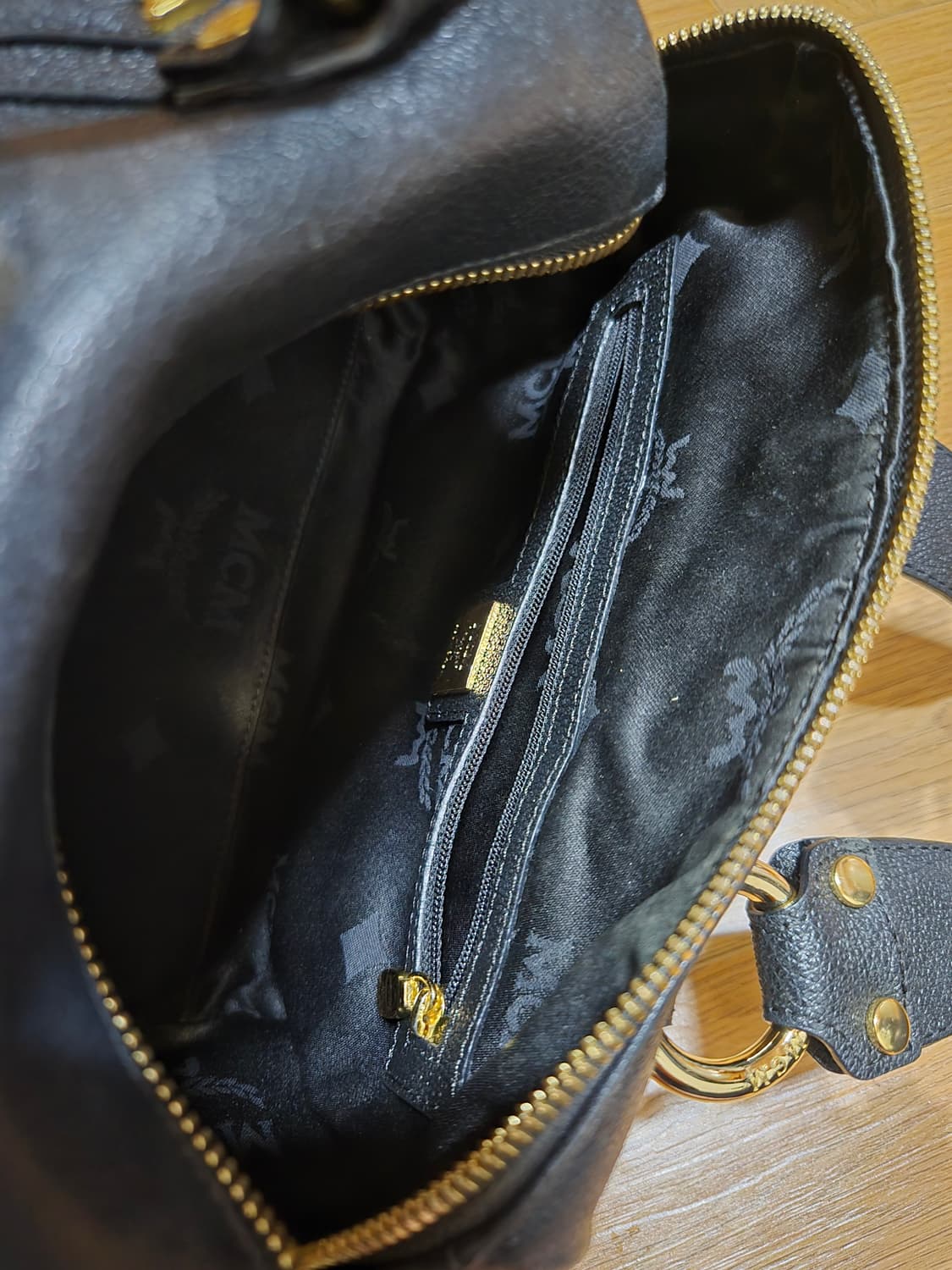 MCM 정품 미니 토트백 금장 보스턴백 상품이미지7