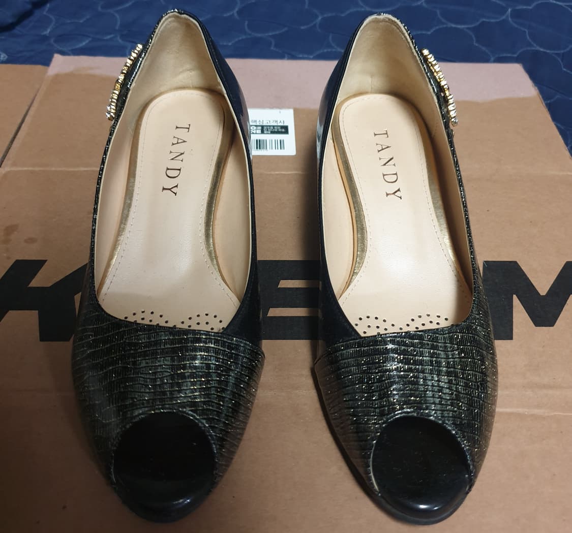 TANDY 웨이브 골드 글리터 큐빅장식 펌프스 (240) 굽:5cm 상품이미지1