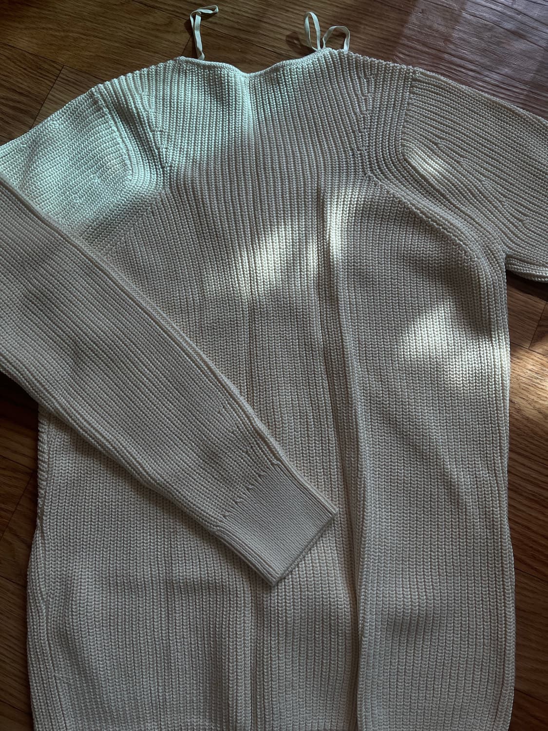 COS 드레이프 패널 스웨터 꼬임 니트 xs 상품이미지7