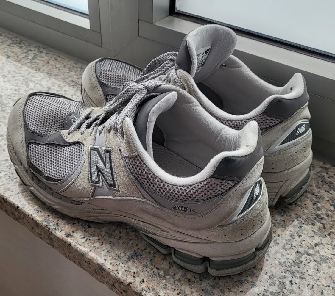 뉴발란스 2002R T2 그레이 상품이미지3