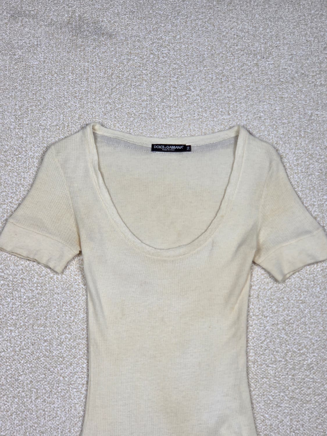 [돌체앤가바나] 캐시미어 골지 스쿱넥 반팔 니트 탑 | S00128 상품이미지2