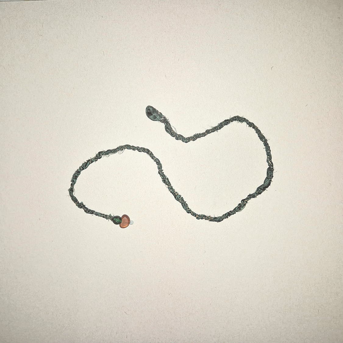 명주 소뿔 유리구슬 목걸이 상품이미지2