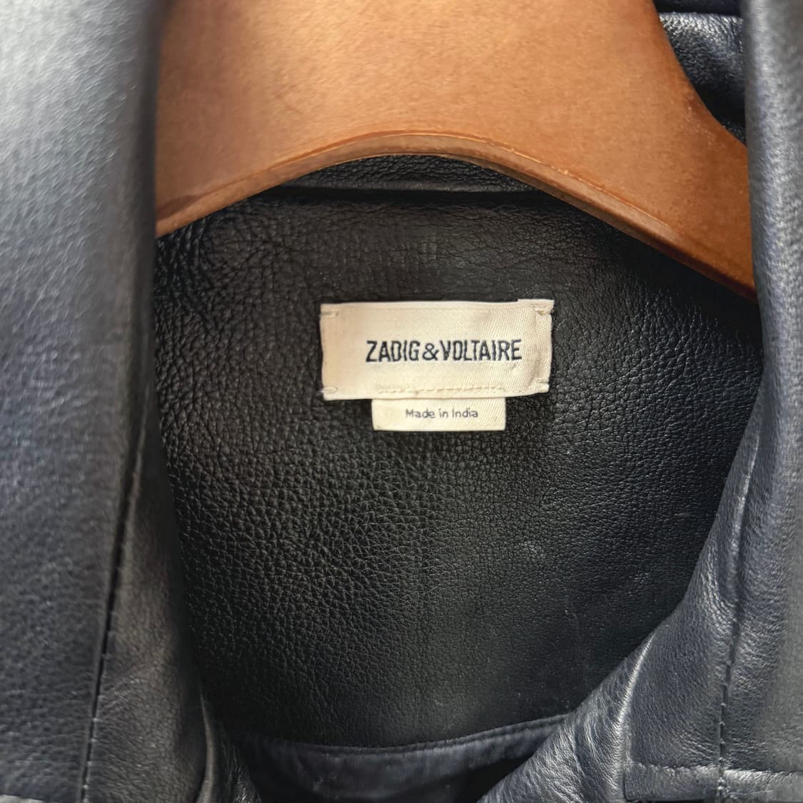 쟈딕 앤 볼테르 라이더 자켓 스터드 숄더 버터플라이 그래픽 프린팅 블랙 상품이미지7