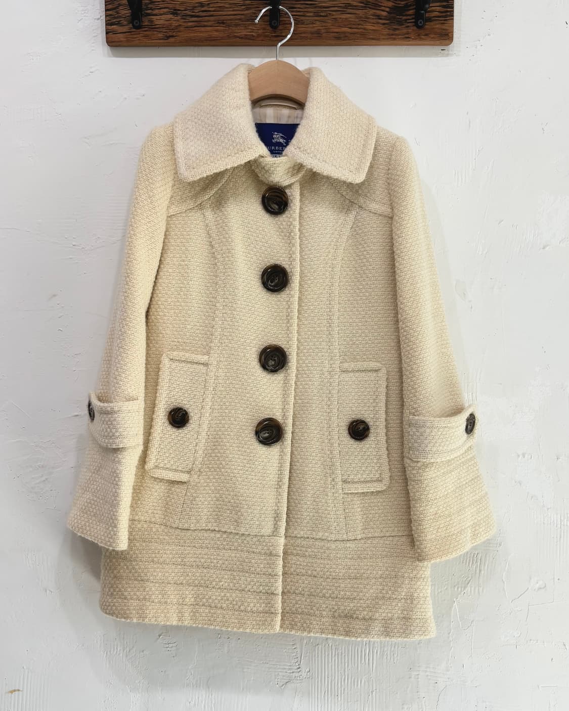 Burberry 버버리 블루라벨 아이보리 컬러 코트   상품이미지4